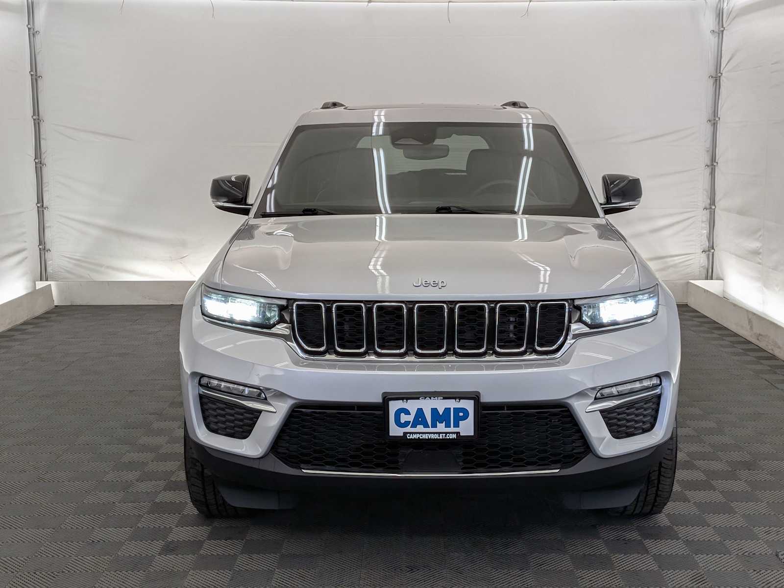 Thumbnail: 2024 Jeep Grand Cherokee - 9