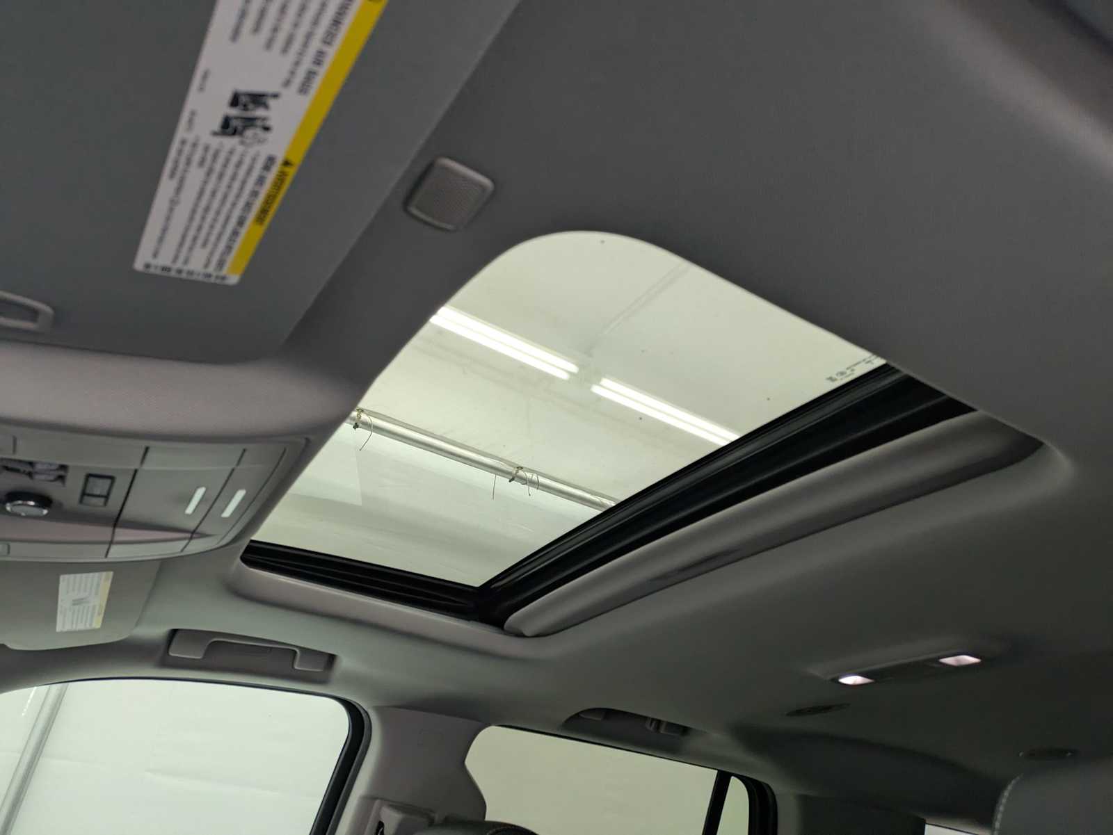 Thumbnail: 2020 Chevrolet Tahoe - 18