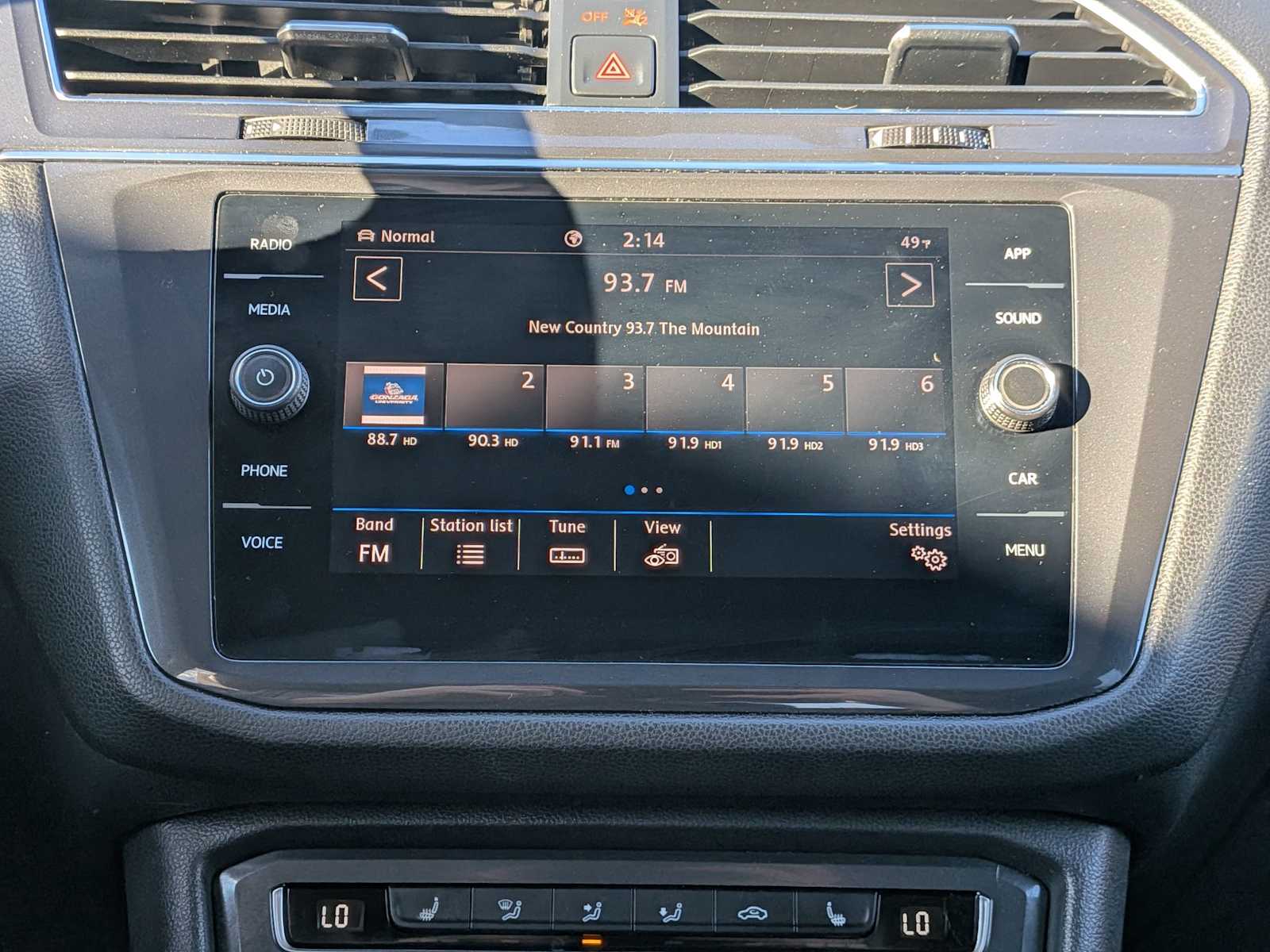 Thumbnail: 2020 Volkswagen Tiguan - 29