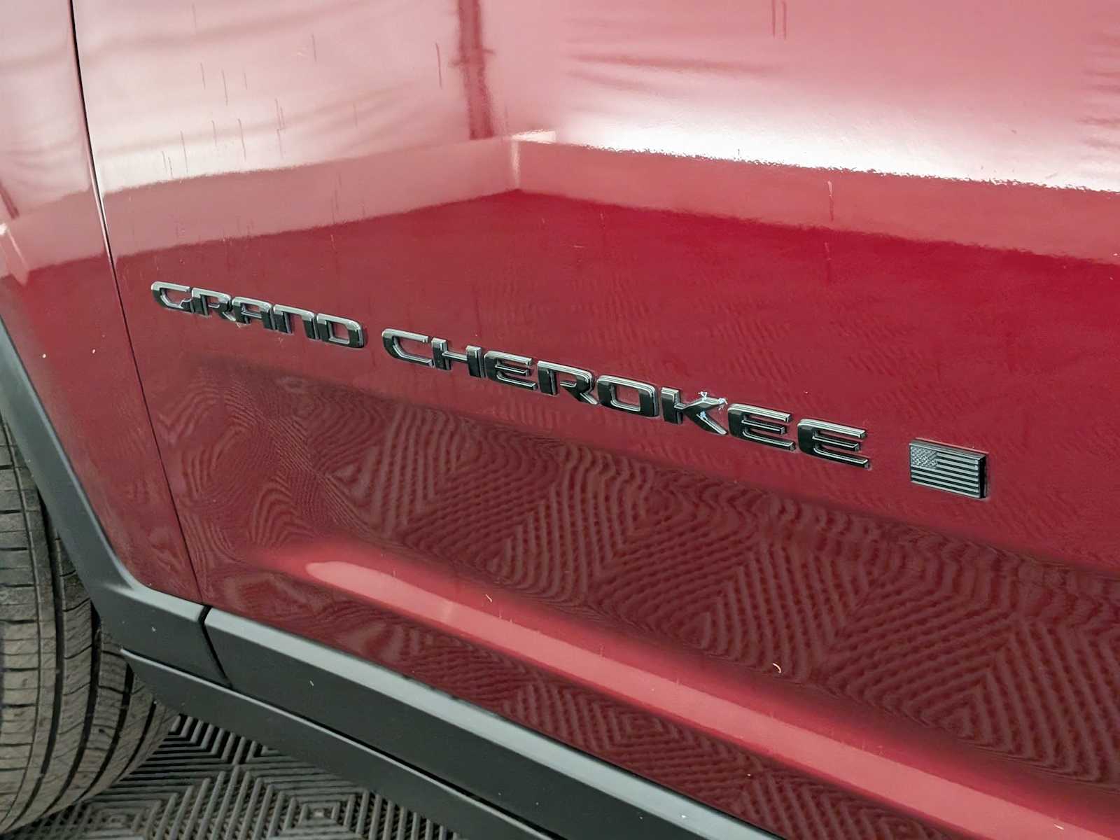 Thumbnail: 2024 Jeep Grand Cherokee - 11