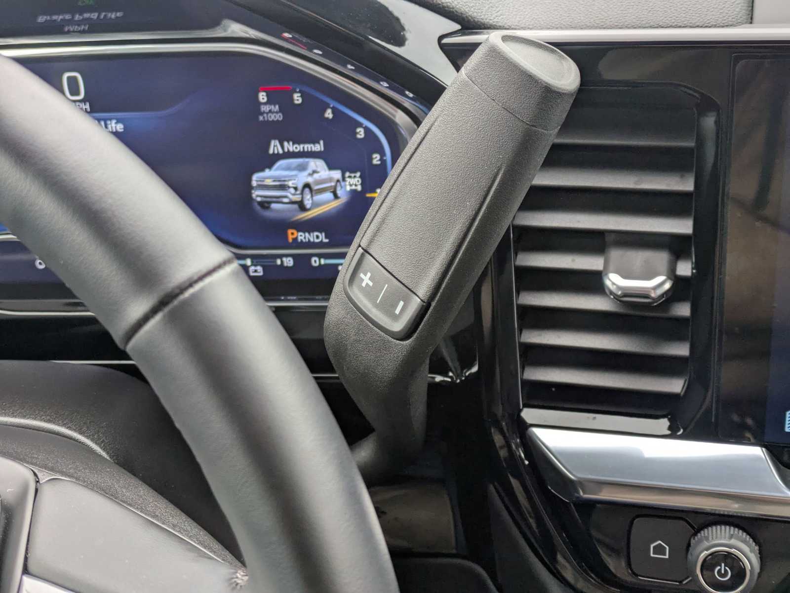 2024 Chevrolet Silverado 1500 RST 30