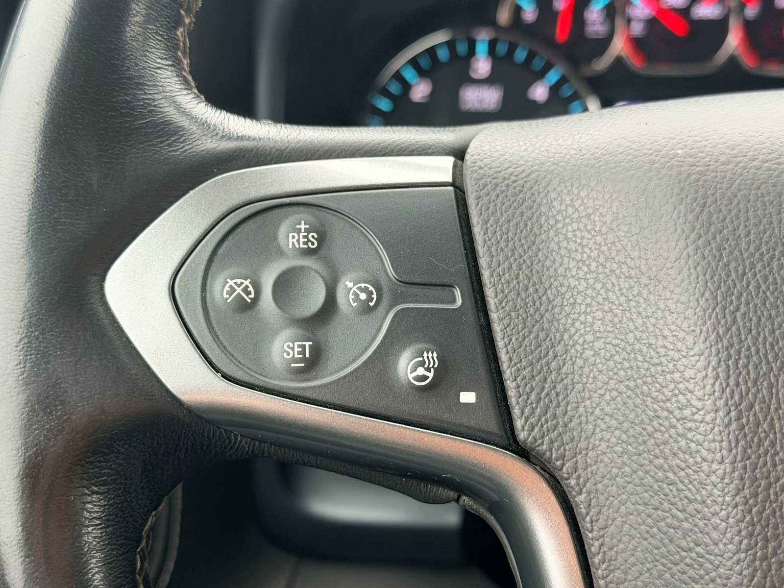 Thumbnail: 2018 Chevrolet Silverado 1500 - 25