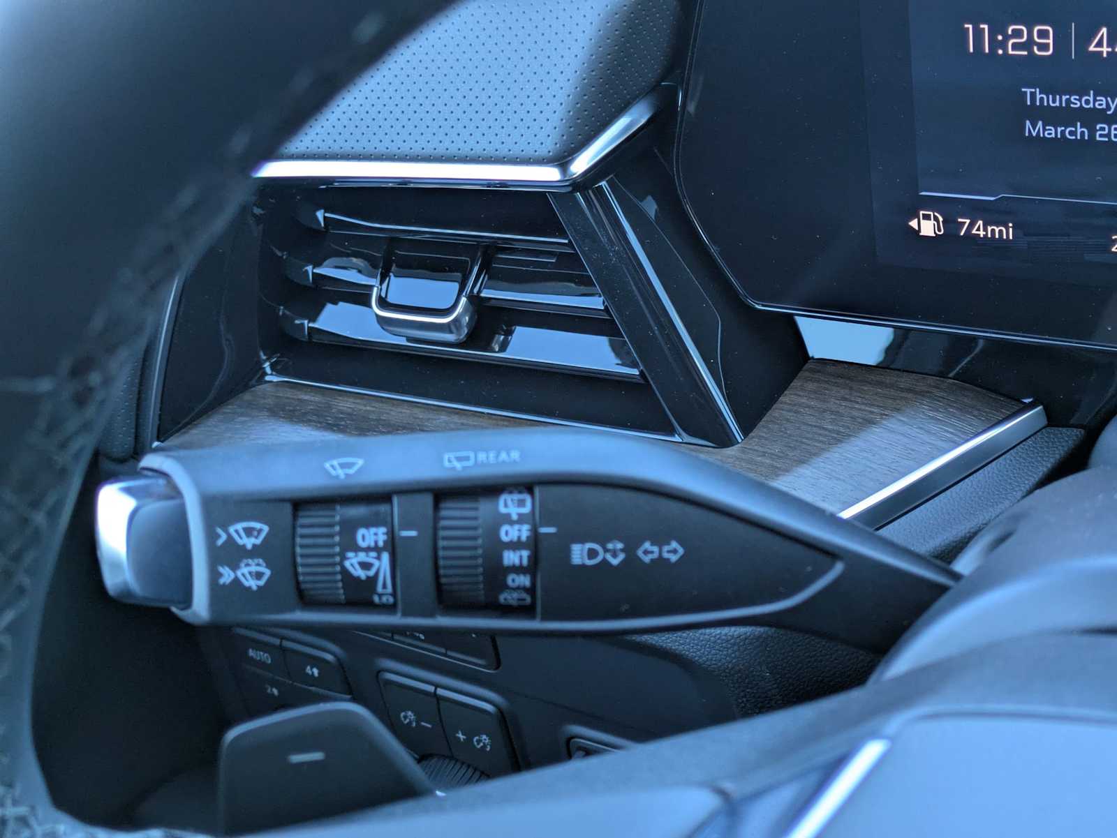 Thumbnail: 2026 Chevrolet Tahoe - 28