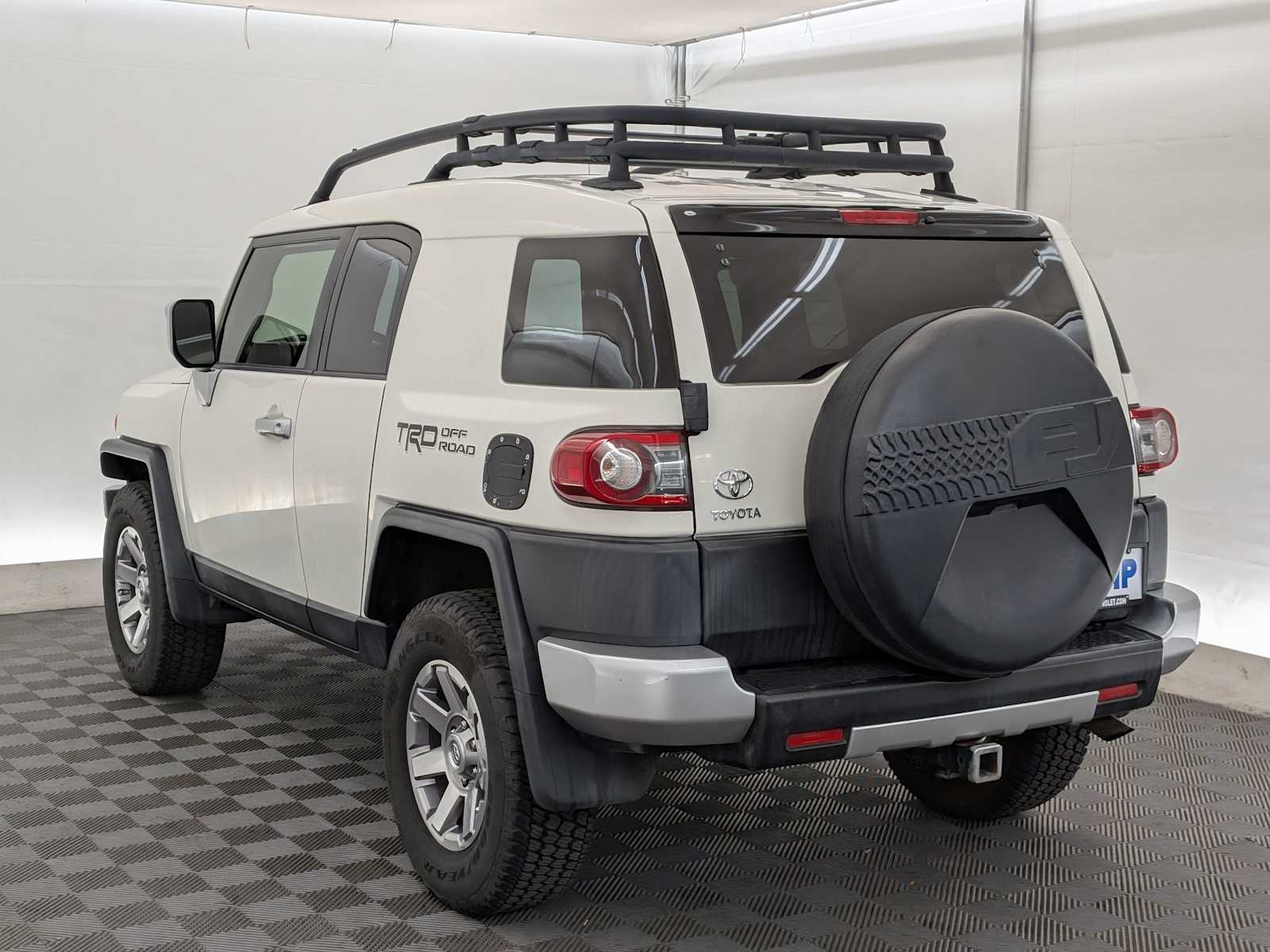 Thumbnail: 2014 Toyota FJ Cruiser - 4