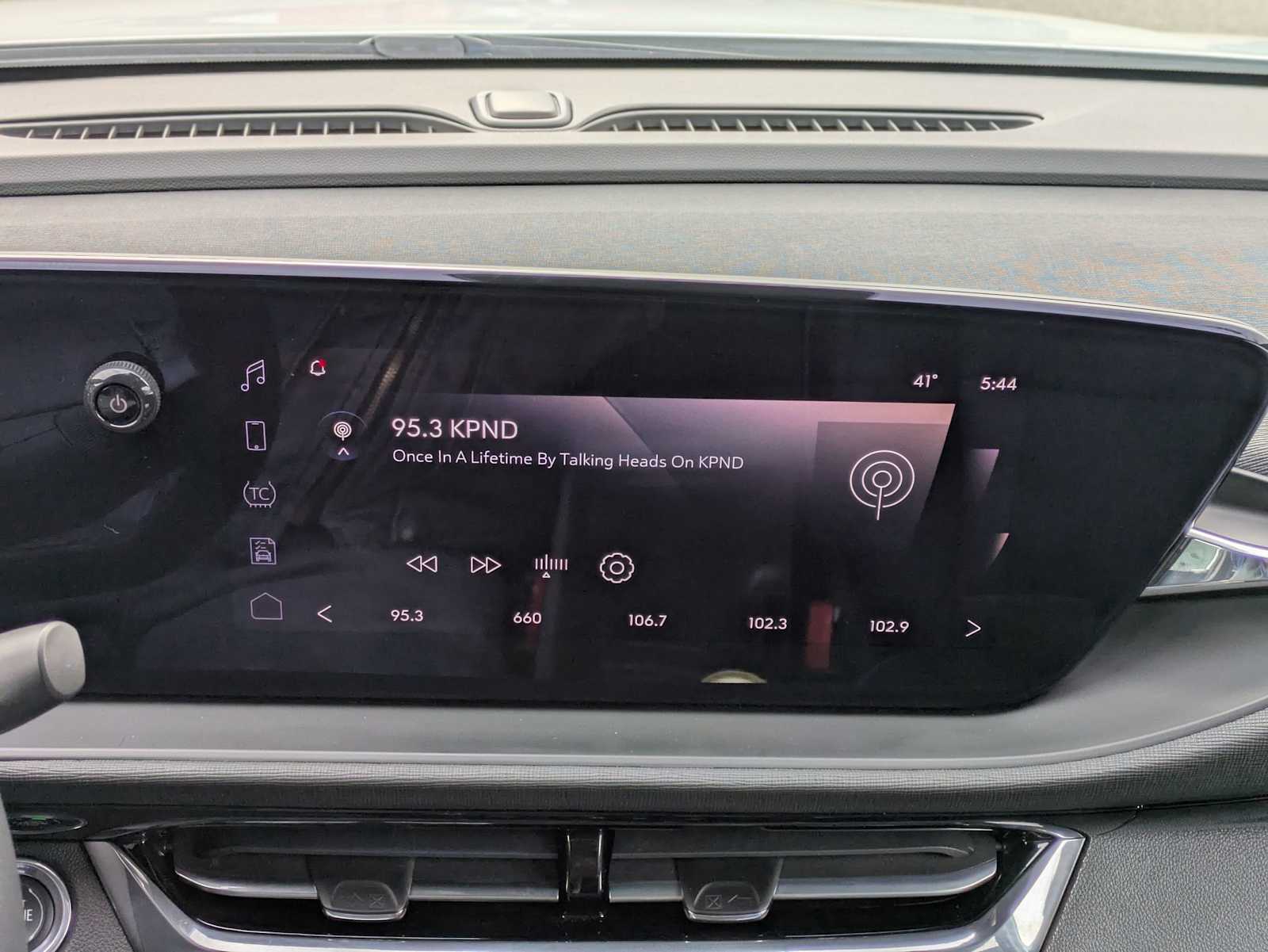 Thumbnail: 2025 Buick Envista - 29