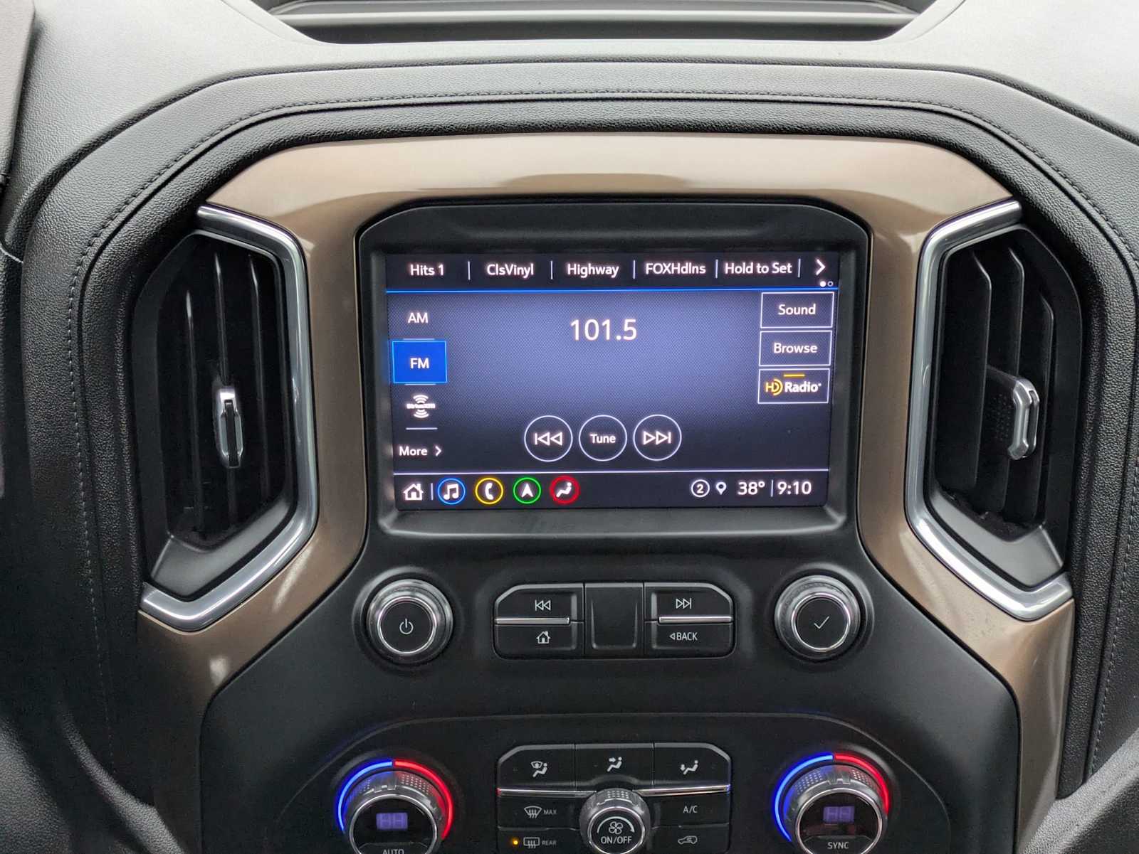 Thumbnail: 2021 Chevrolet Silverado 2500 - 30