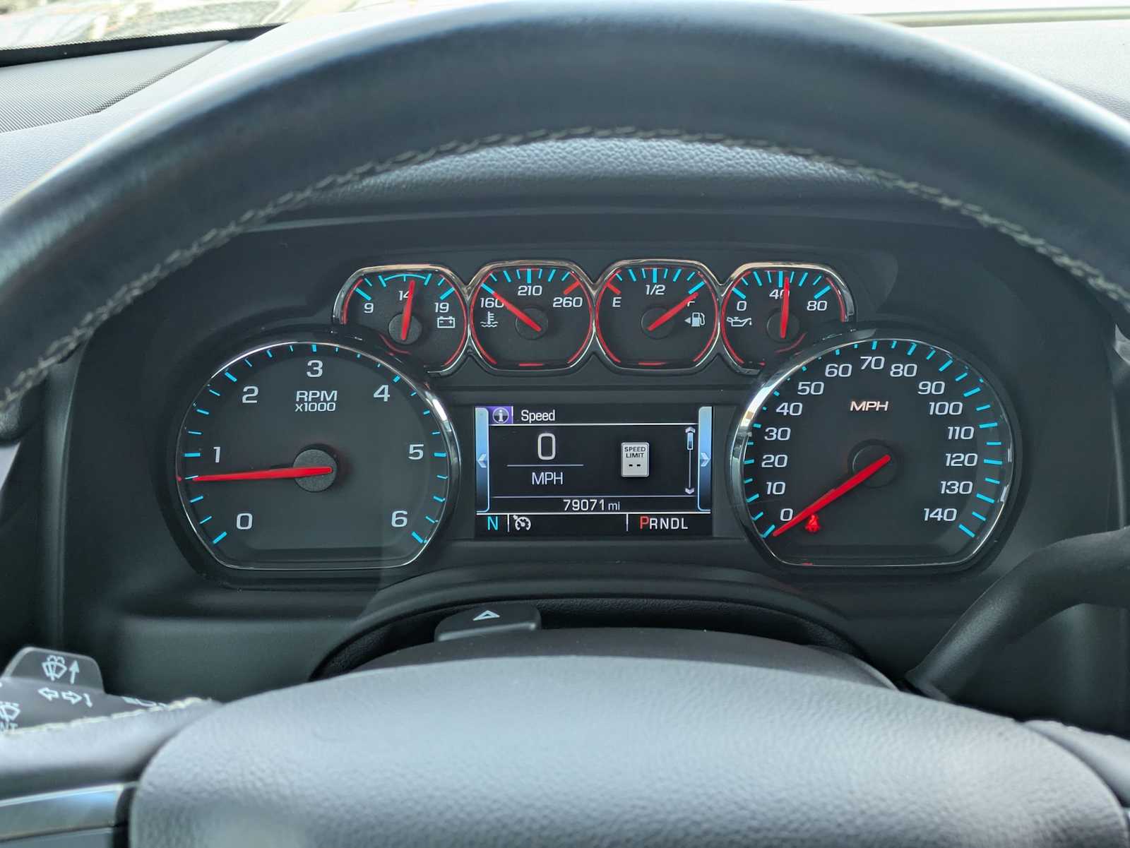 Thumbnail: 2020 Chevrolet Tahoe - 31