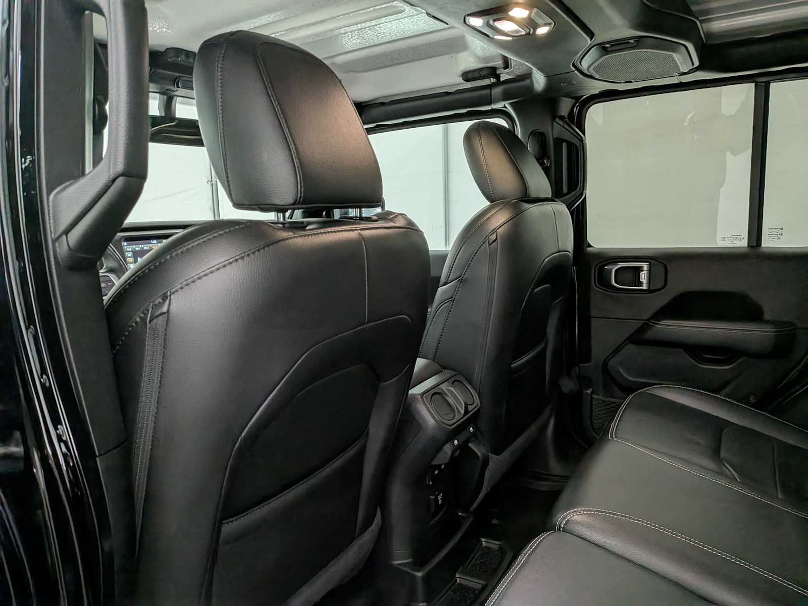 Thumbnail: 2023 Jeep Wrangler - 19