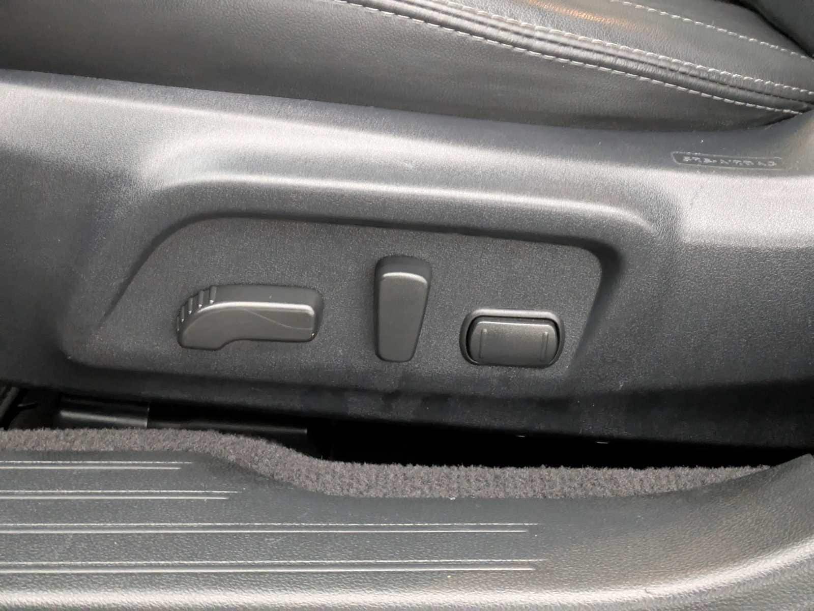 Thumbnail: 2017 Subaru Legacy - 18