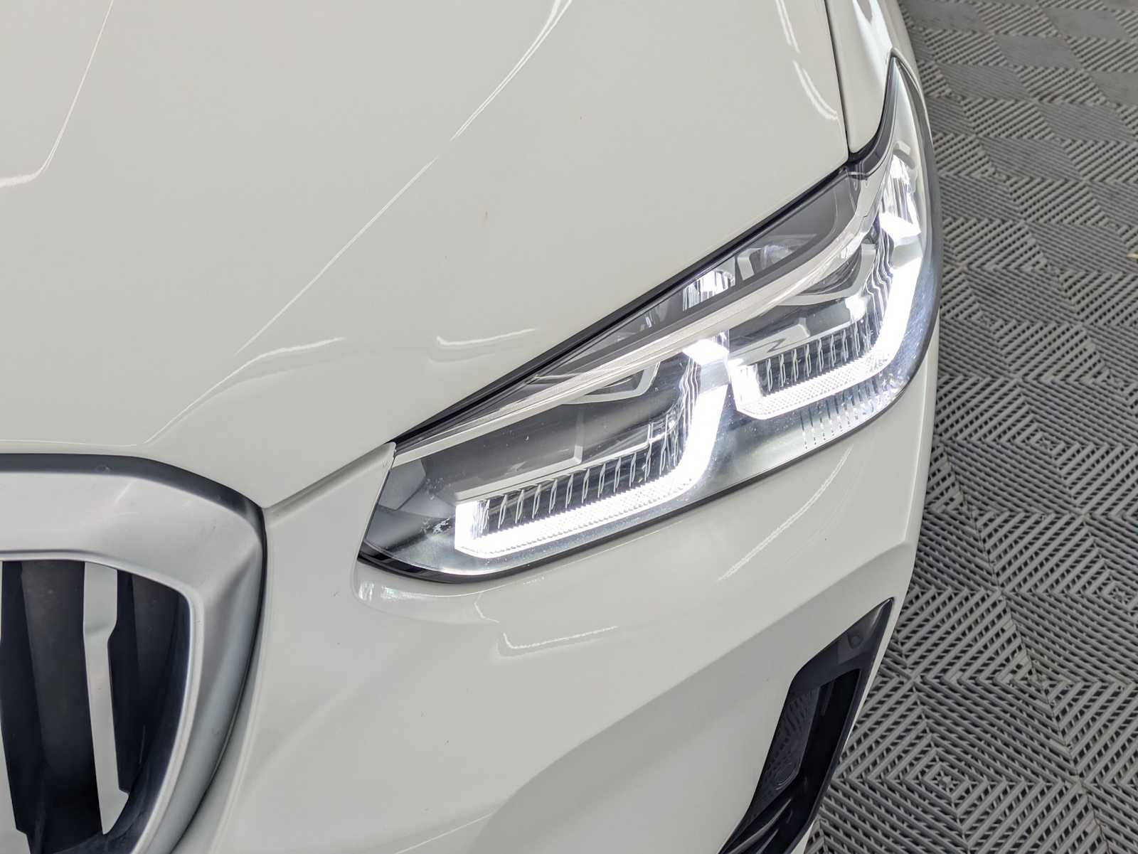 Thumbnail: 2022 BMW X3 - 10