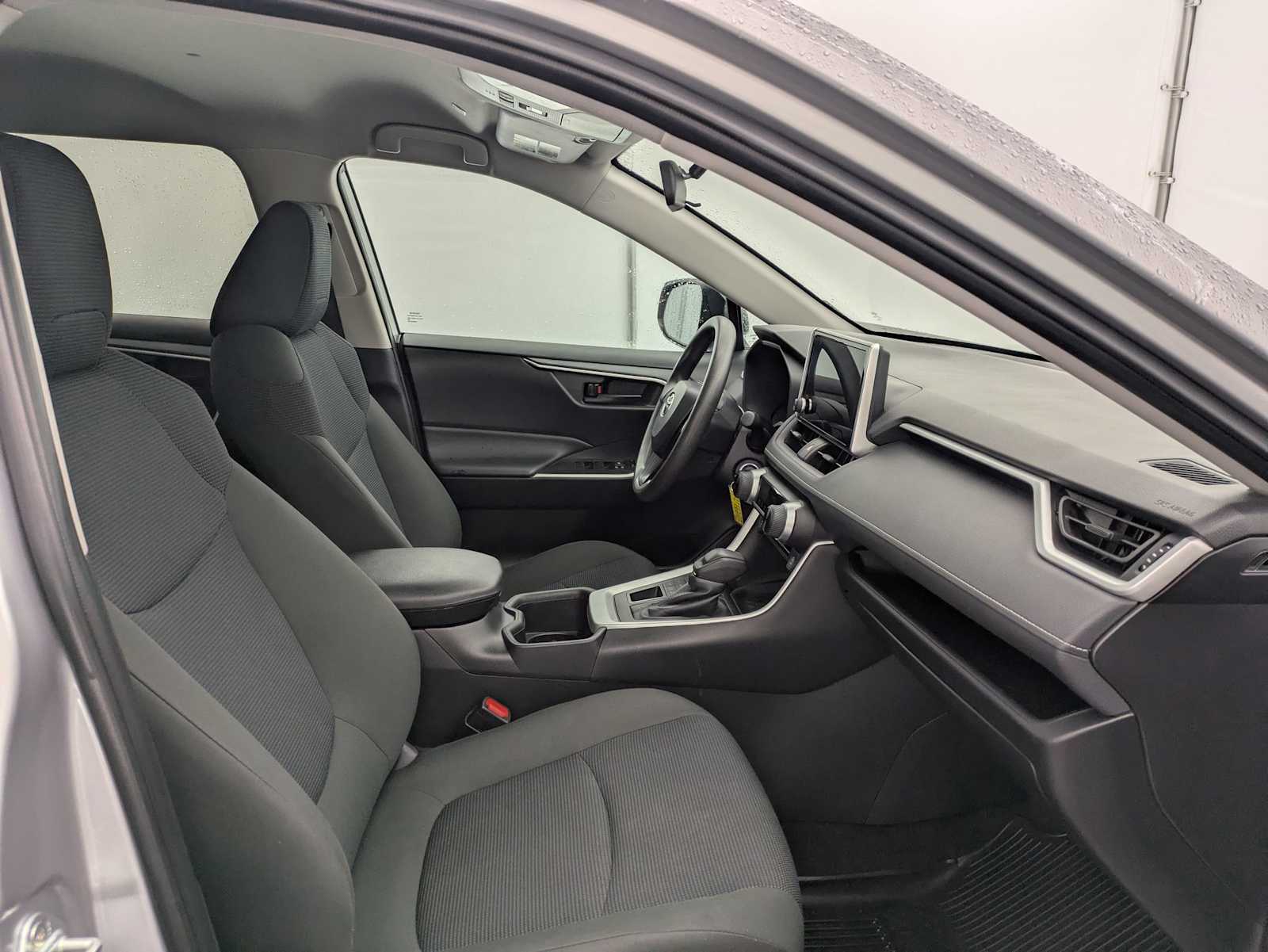 Thumbnail: 2024 Toyota RAV4 - 22