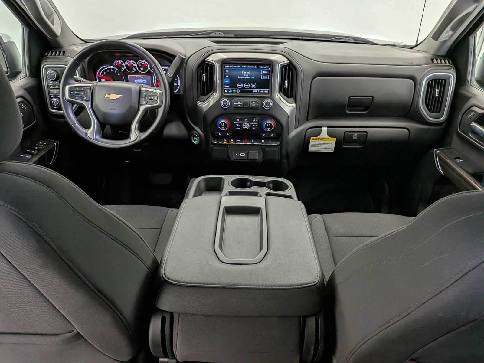 Thumbnail: 2022 Chevrolet Silverado 1500 - 17