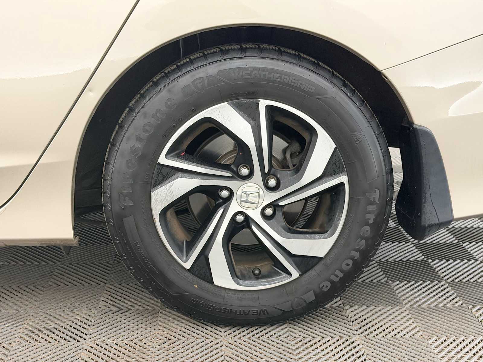 Thumbnail: 2017 Honda Accord - 13