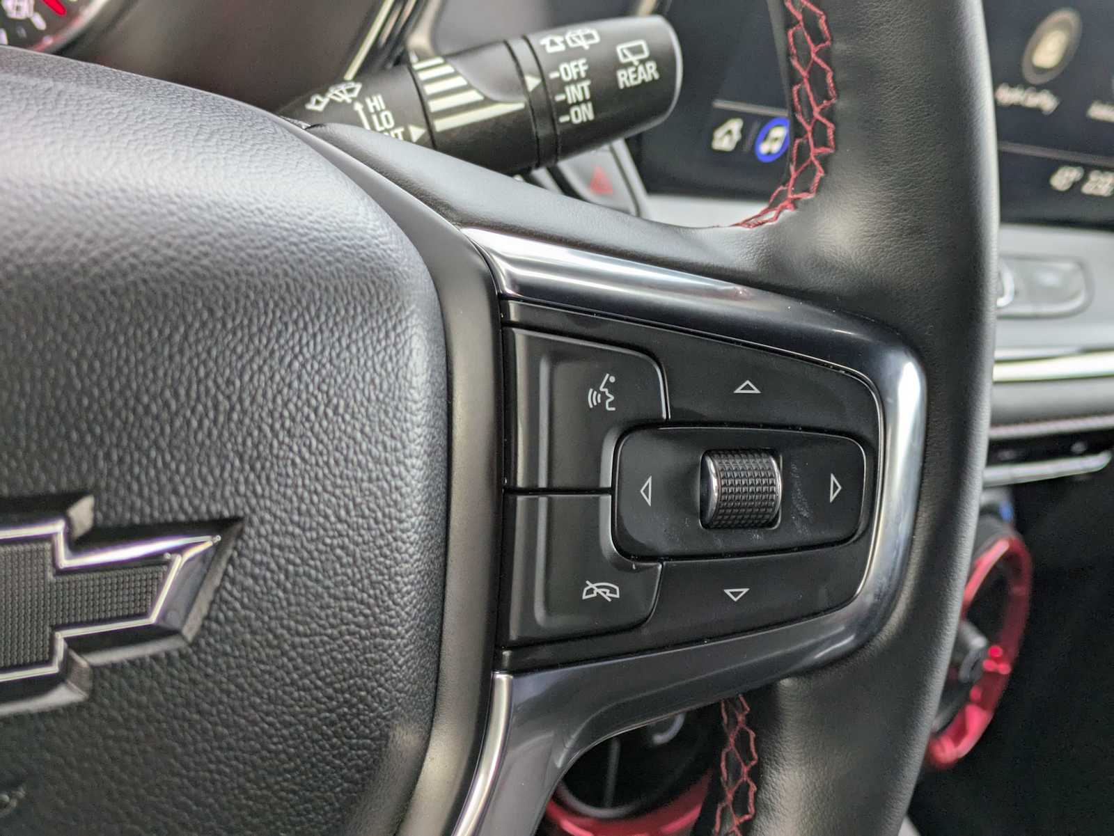 Thumbnail: 2025 Chevrolet Blazer - 25