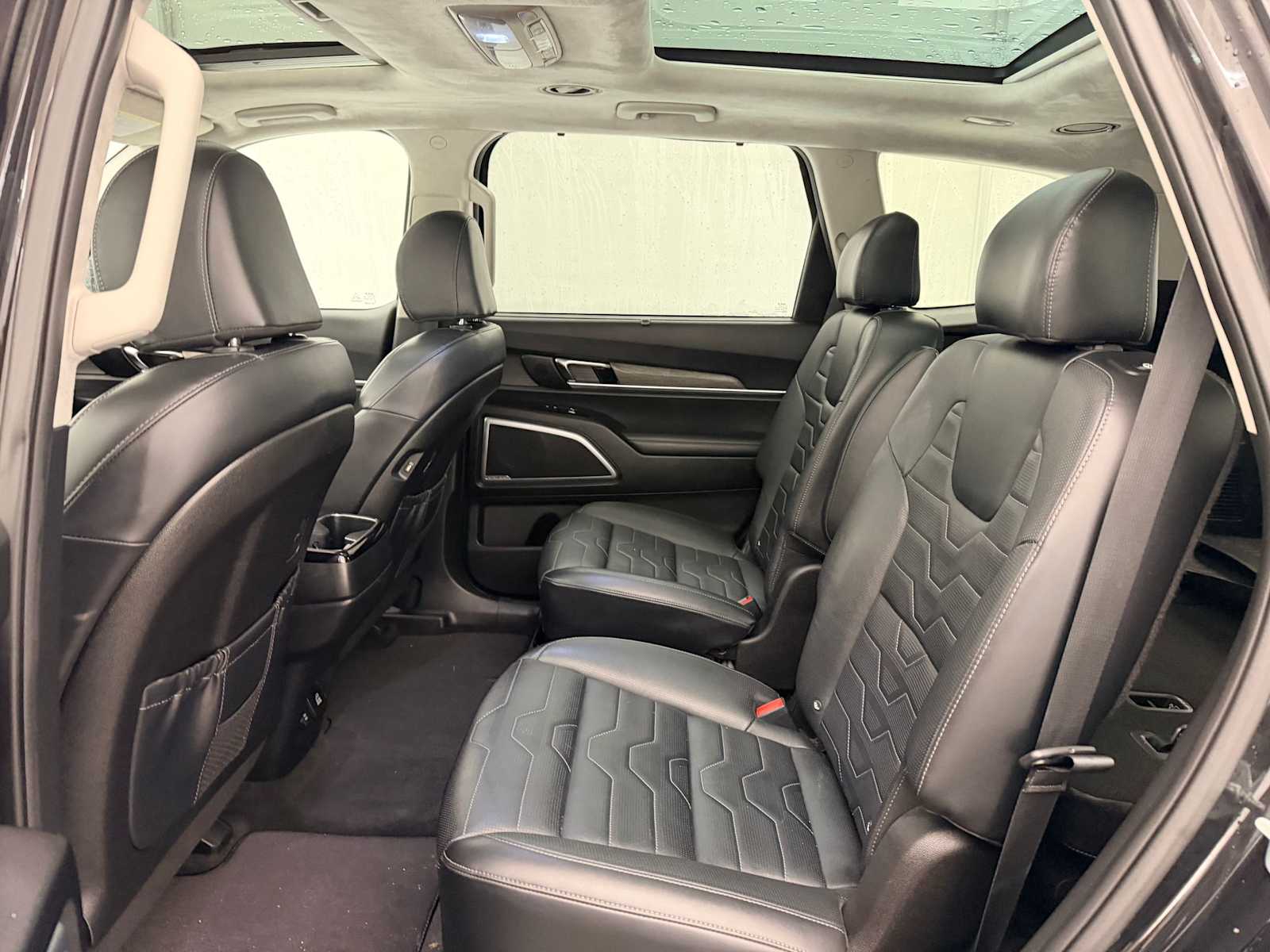 Thumbnail: 2022 Kia Telluride - 19