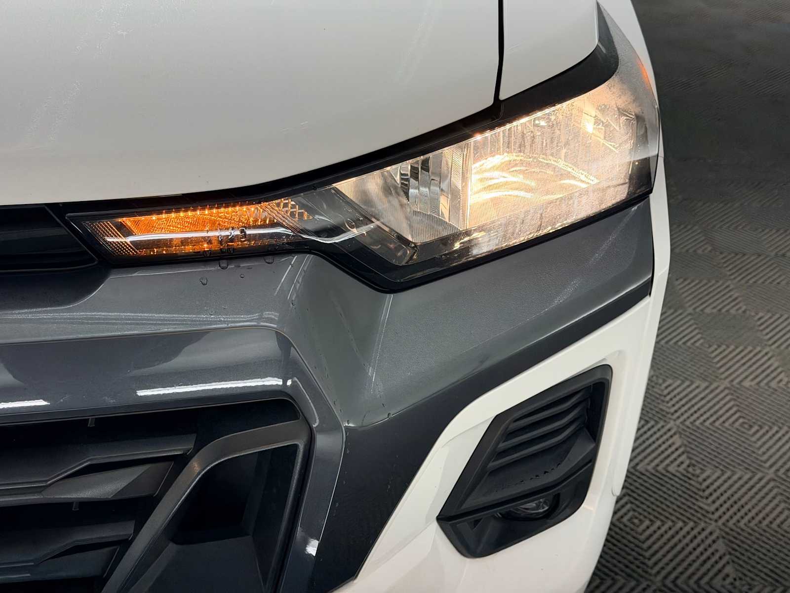 Thumbnail: 2024 Chevrolet Colorado - 10