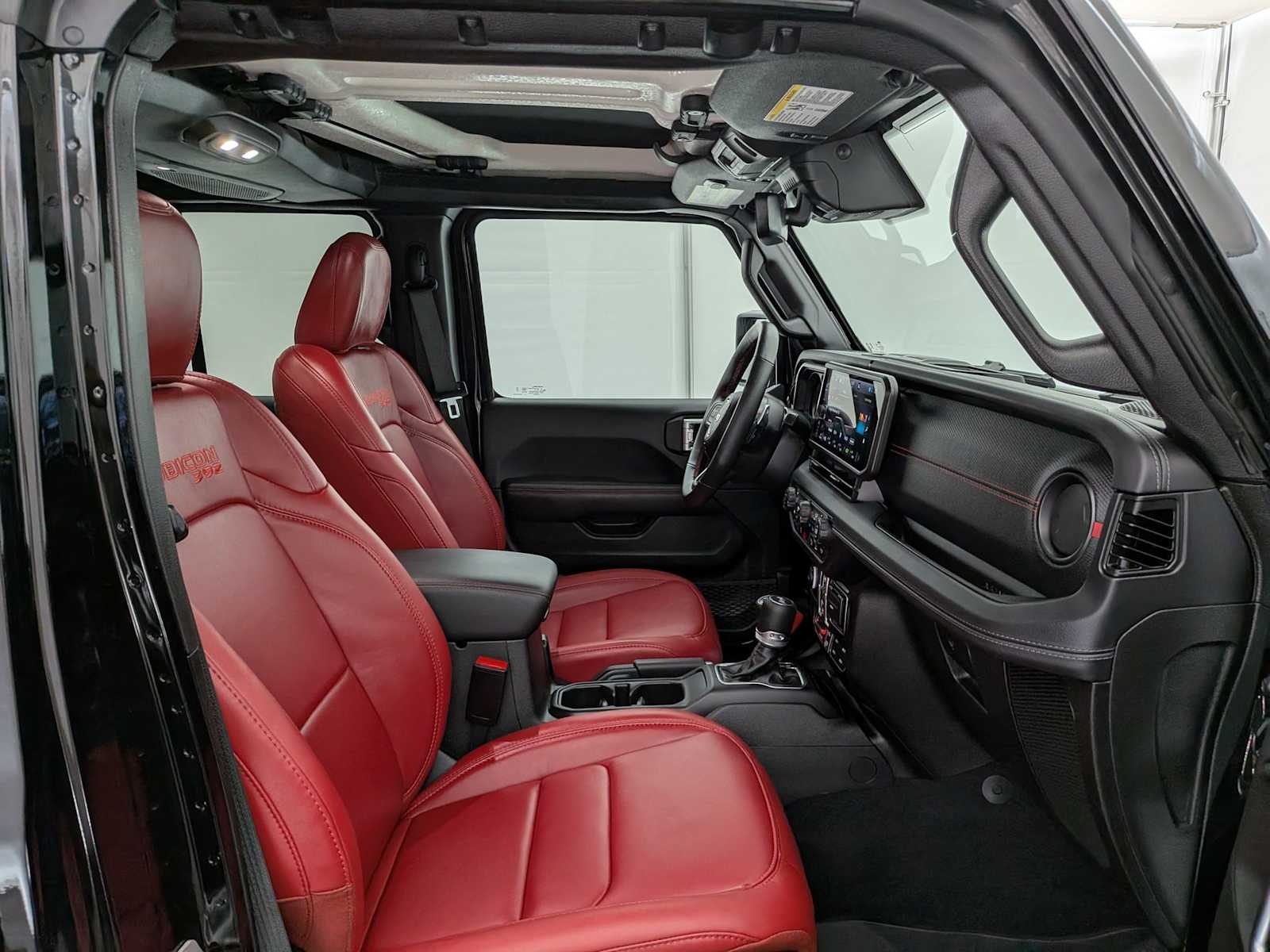 Thumbnail: 2024 Jeep Wrangler - 23