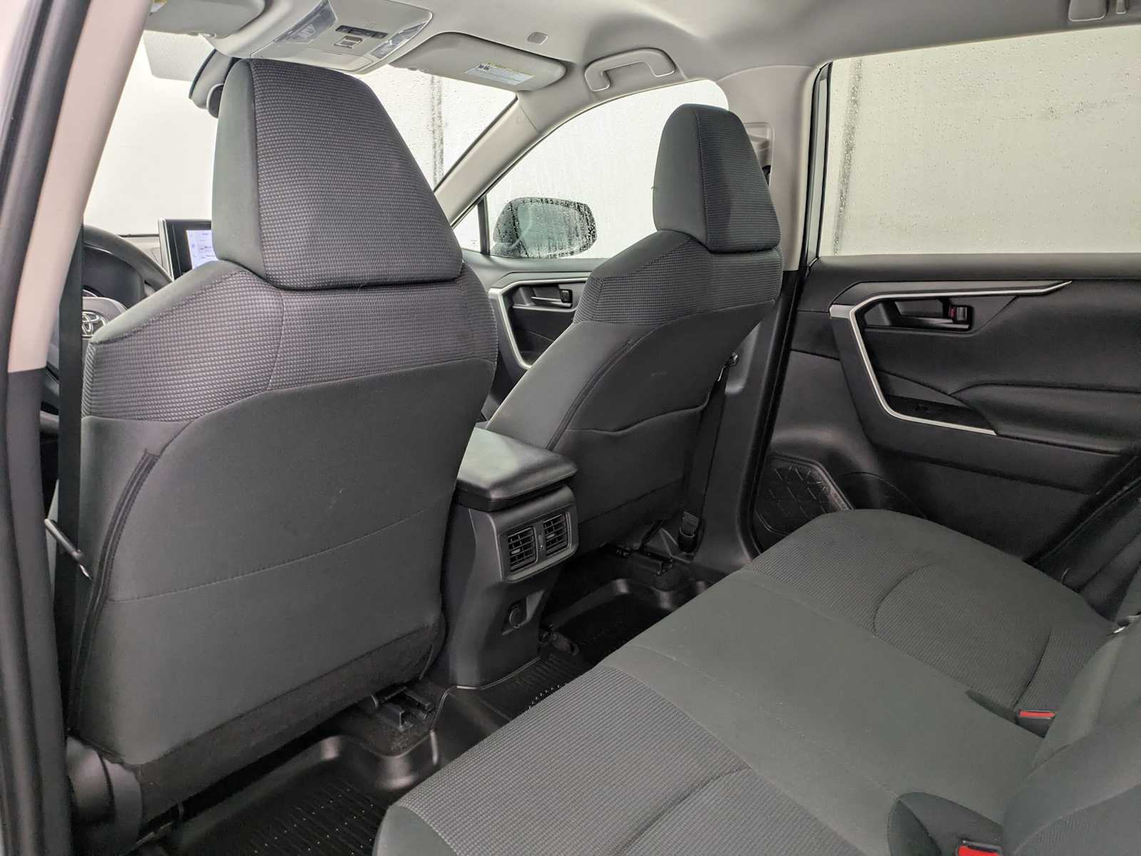 Thumbnail: 2024 Toyota RAV4 - 19