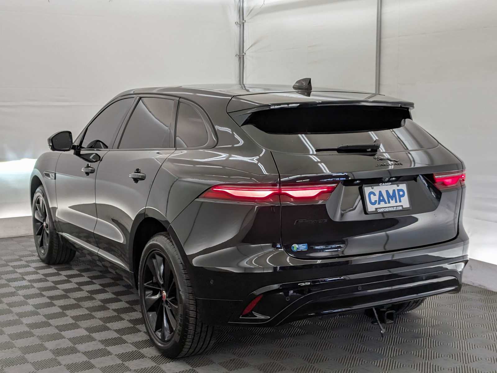Thumbnail: 2021 Jaguar F-Pace - 4