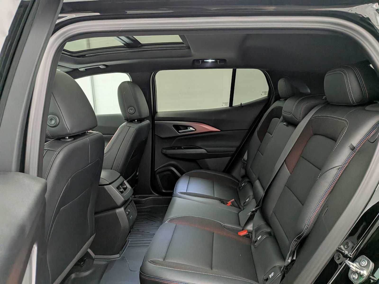 Thumbnail: 2026 Chevrolet Equinox - 21