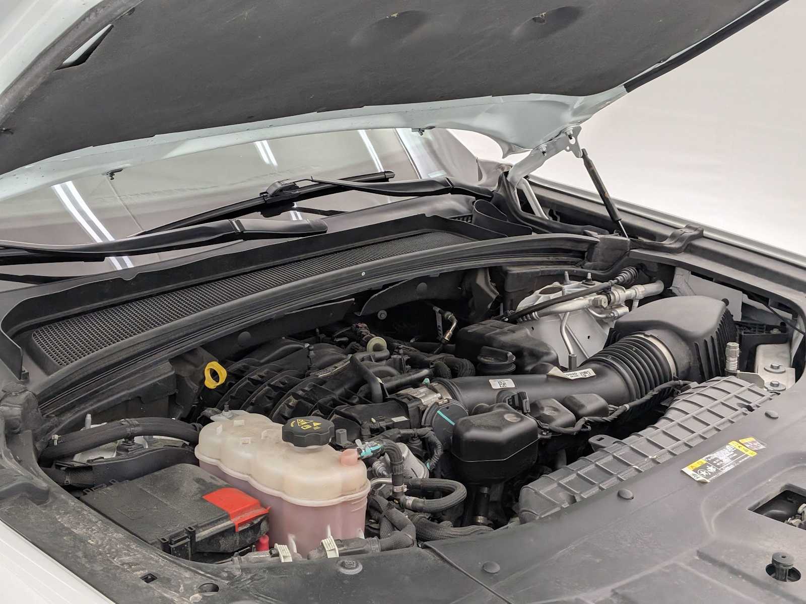 Thumbnail: 2023 Jeep Grand Cherokee - 15