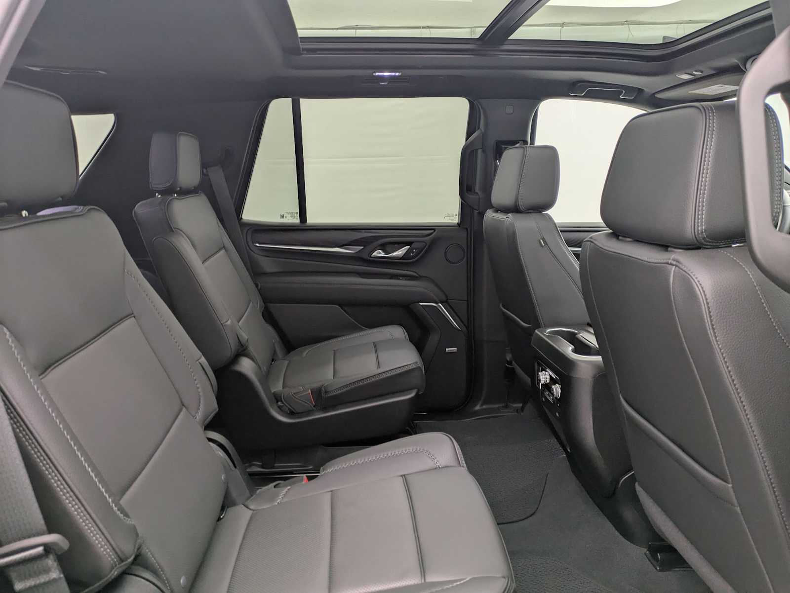 Thumbnail: 2024 GMC Yukon - 23