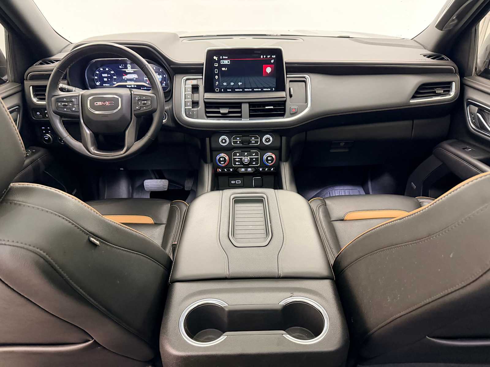 Thumbnail: 2023 GMC Yukon - 17