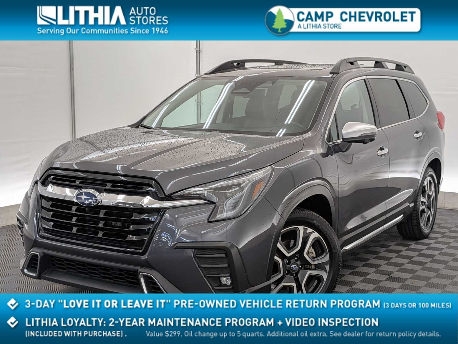 2023 Subaru Ascent Touring's photo