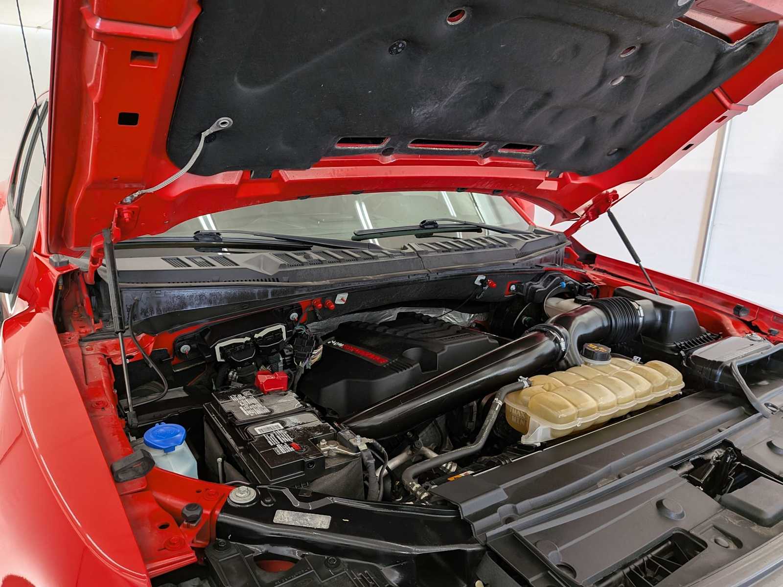 Thumbnail: 2019 Ford F-150 - 15