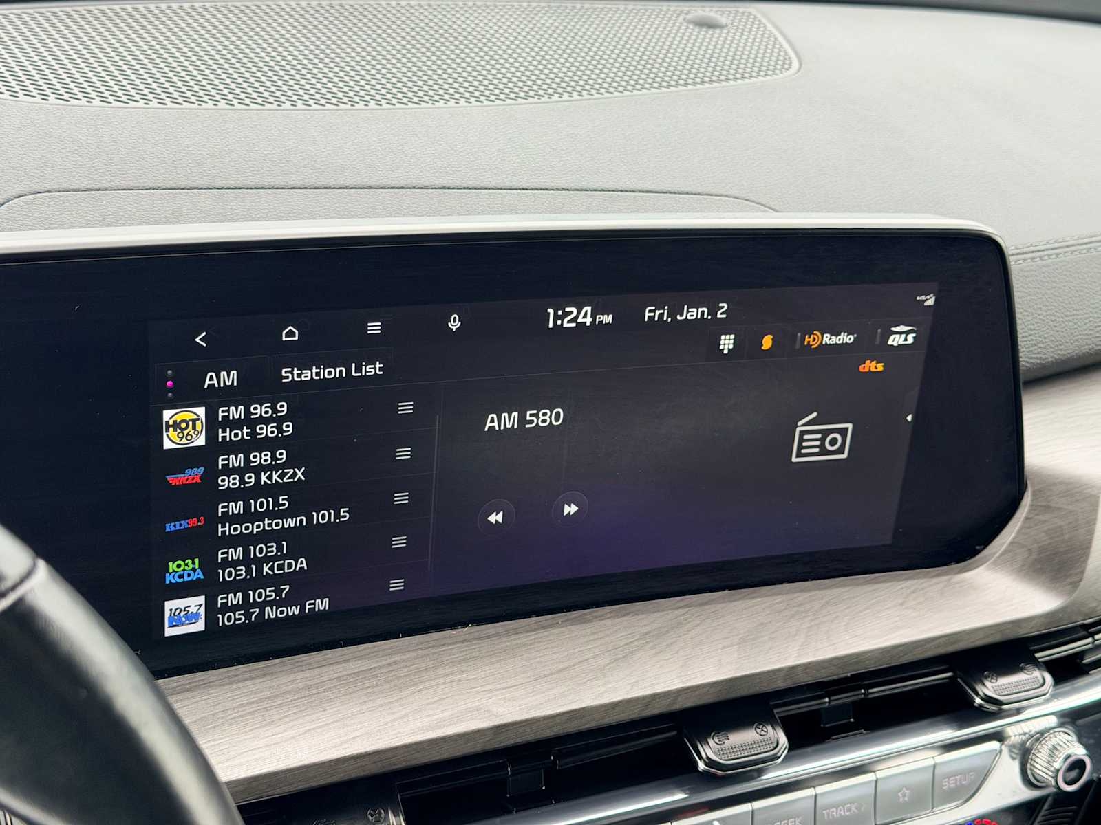 Thumbnail: 2024 Kia Telluride - 30