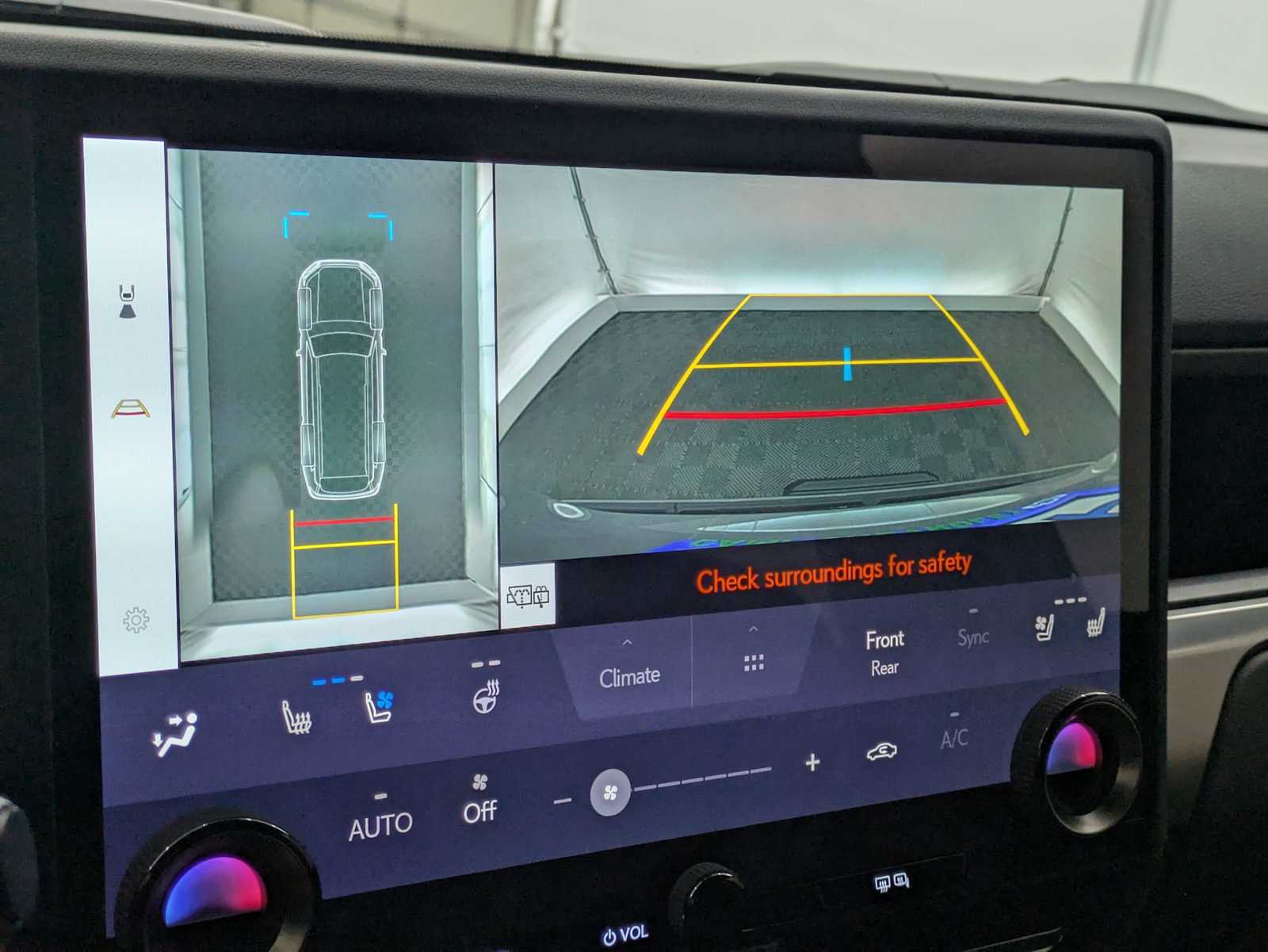 Thumbnail: 2024 Lexus GX - 30