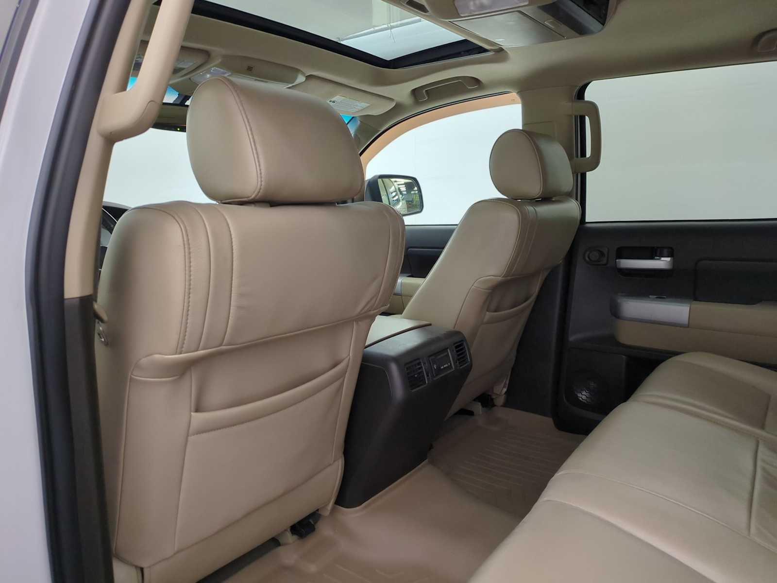 Thumbnail: 2008 Toyota Tundra - 17