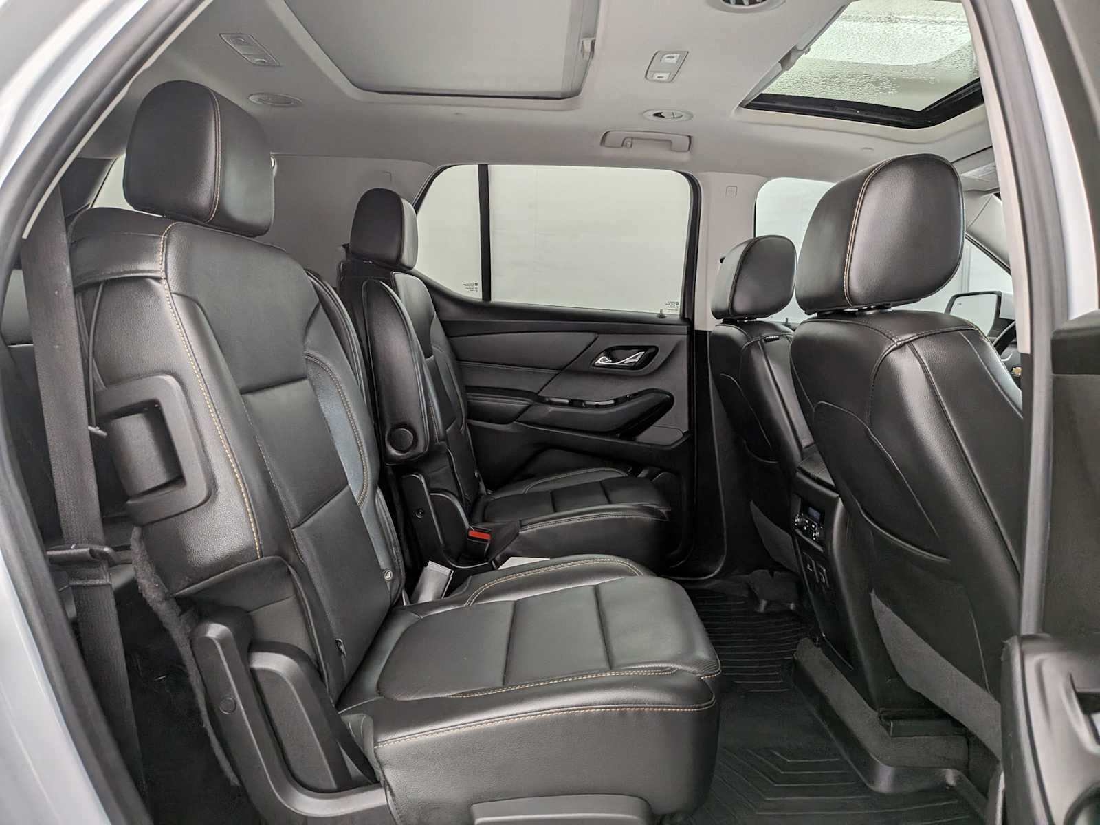 Thumbnail: 2019 Chevrolet Traverse - 23