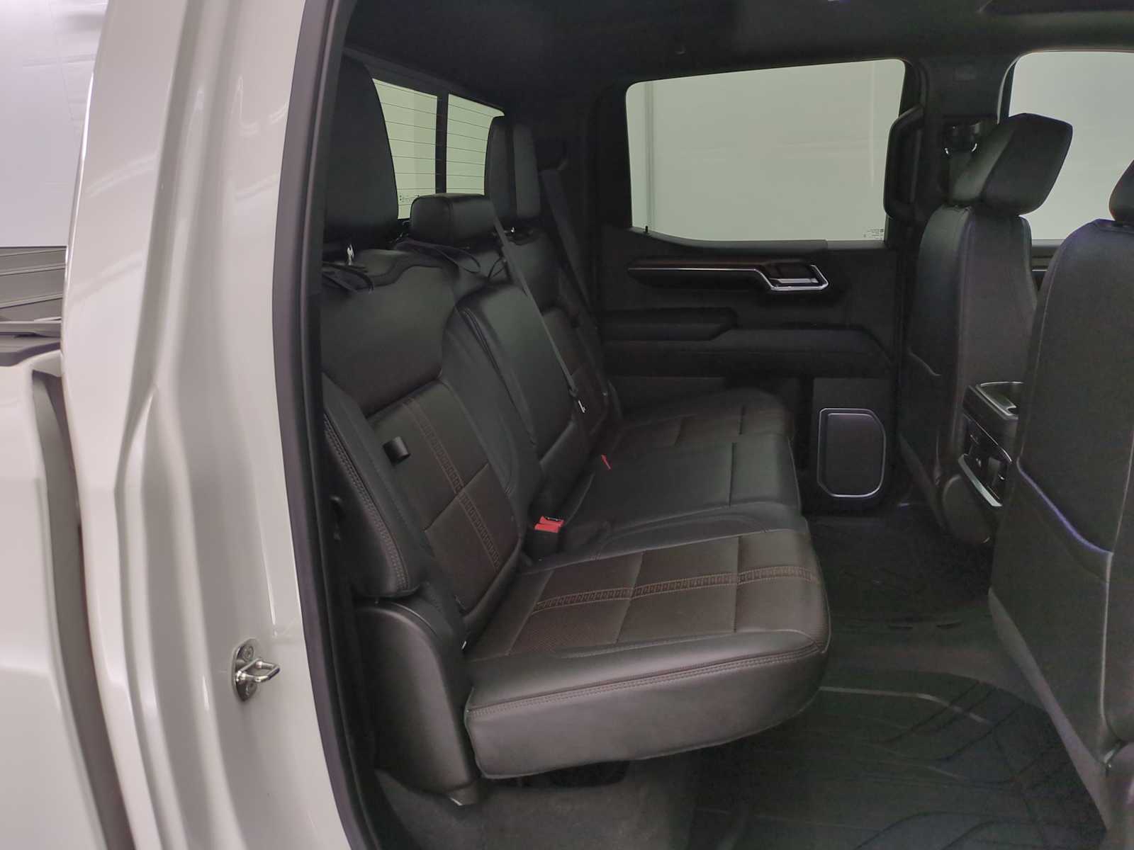 Thumbnail: 2024 Chevrolet Silverado 1500 - 20