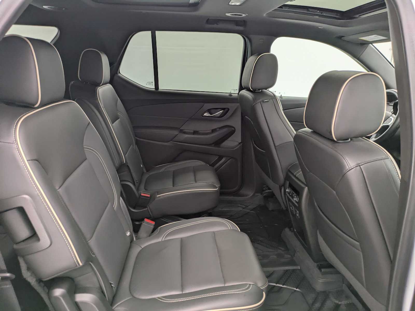 Thumbnail: 2024 Chevrolet Traverse - 22