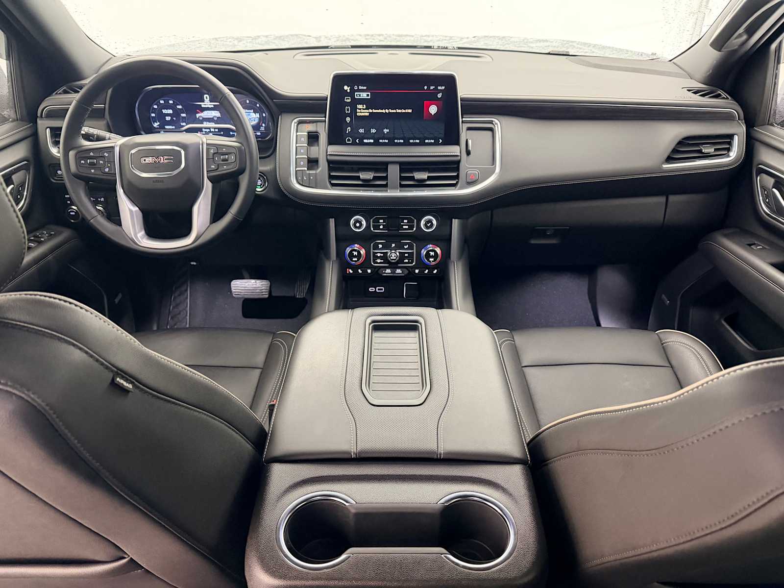 Thumbnail: 2023 GMC Yukon XL - 16