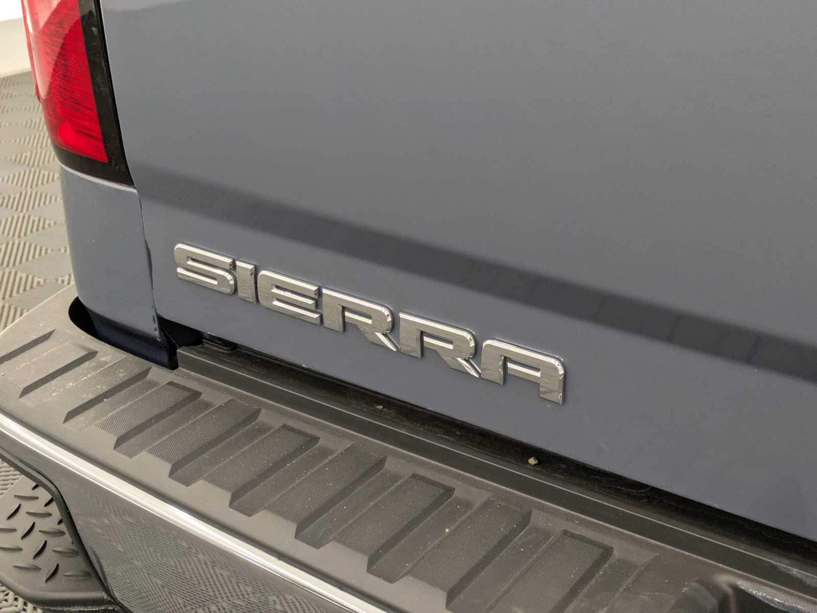 Thumbnail: 2016 GMC Sierra 1500 - 14