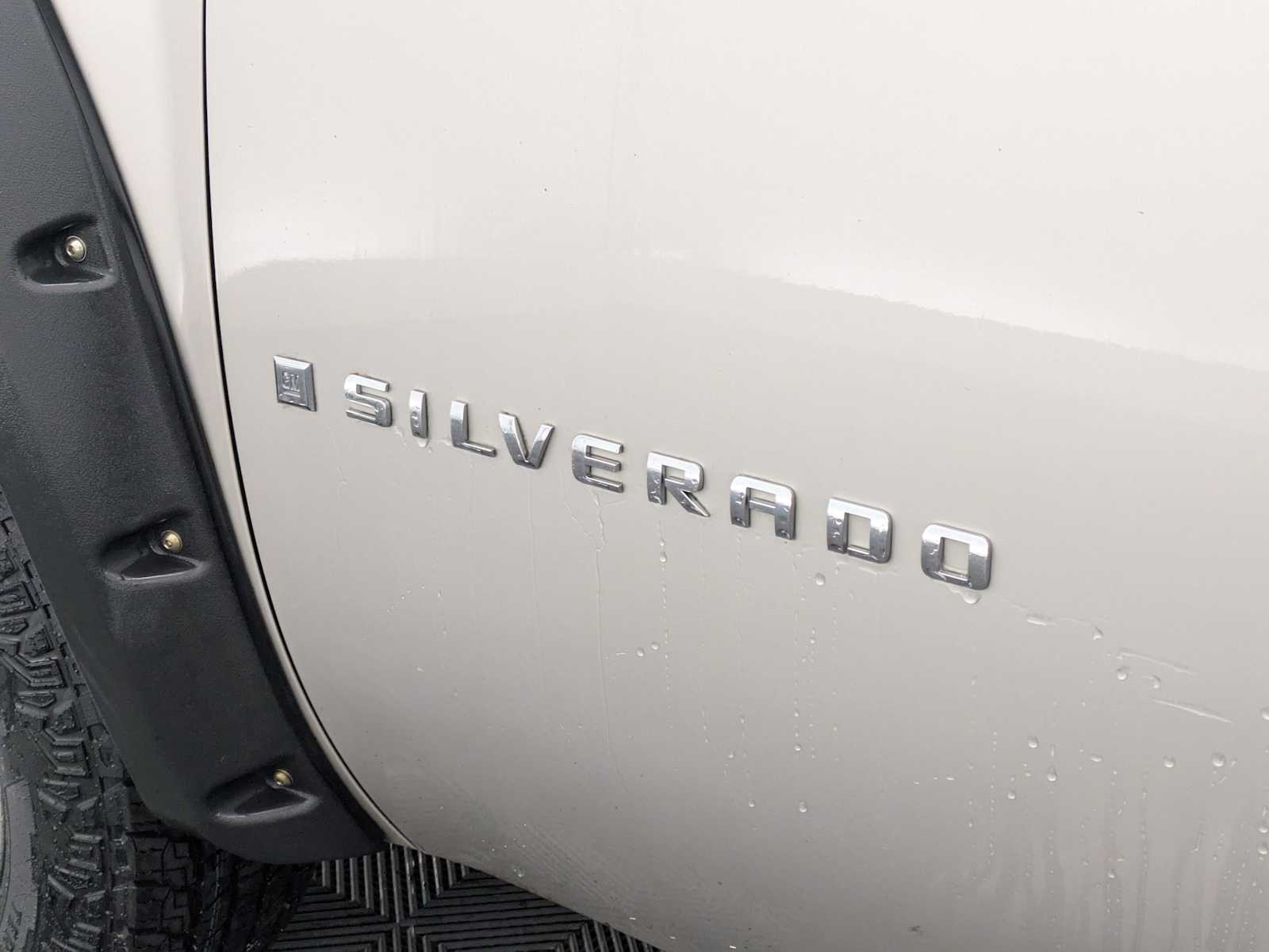 Thumbnail: 2009 Chevrolet Silverado 1500 - 14