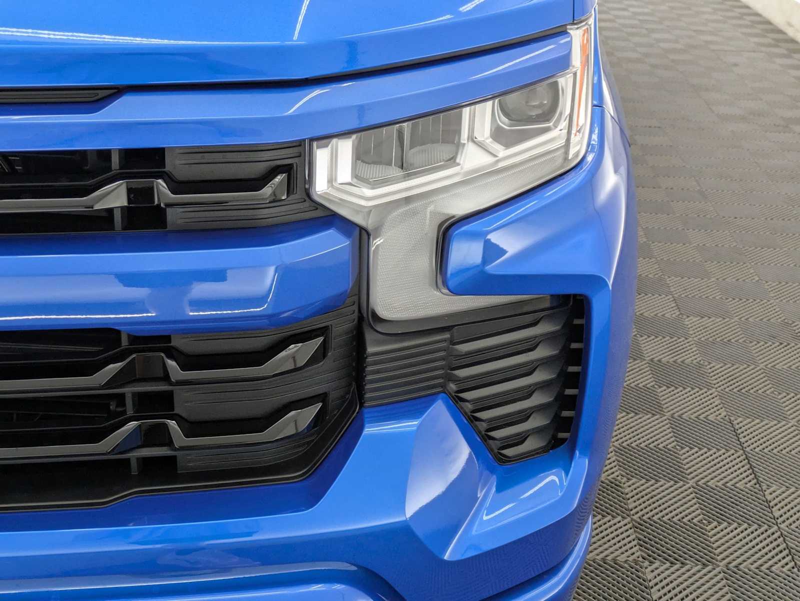 Thumbnail: 2025 Chevrolet Silverado 1500 - 10