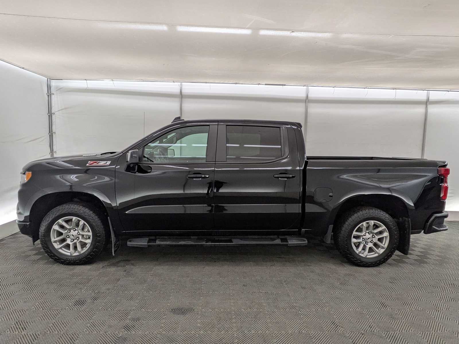 Thumbnail: 2024 Chevrolet Silverado 1500 - 2