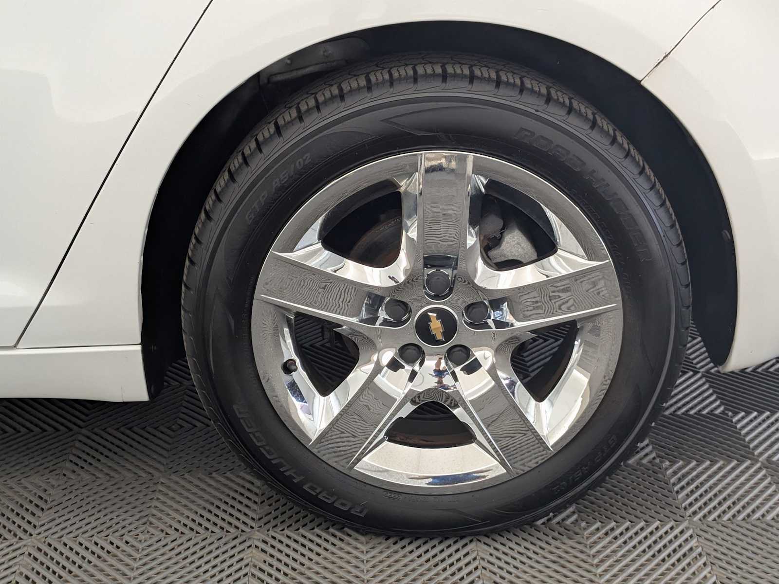 Thumbnail: 2011 Chevrolet Malibu - 13