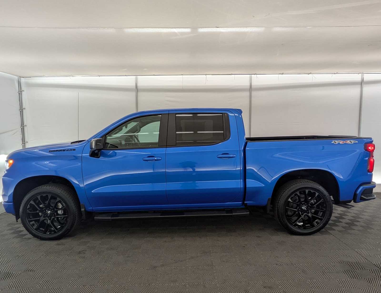 Thumbnail: 2025 Chevrolet Silverado 1500 - 3