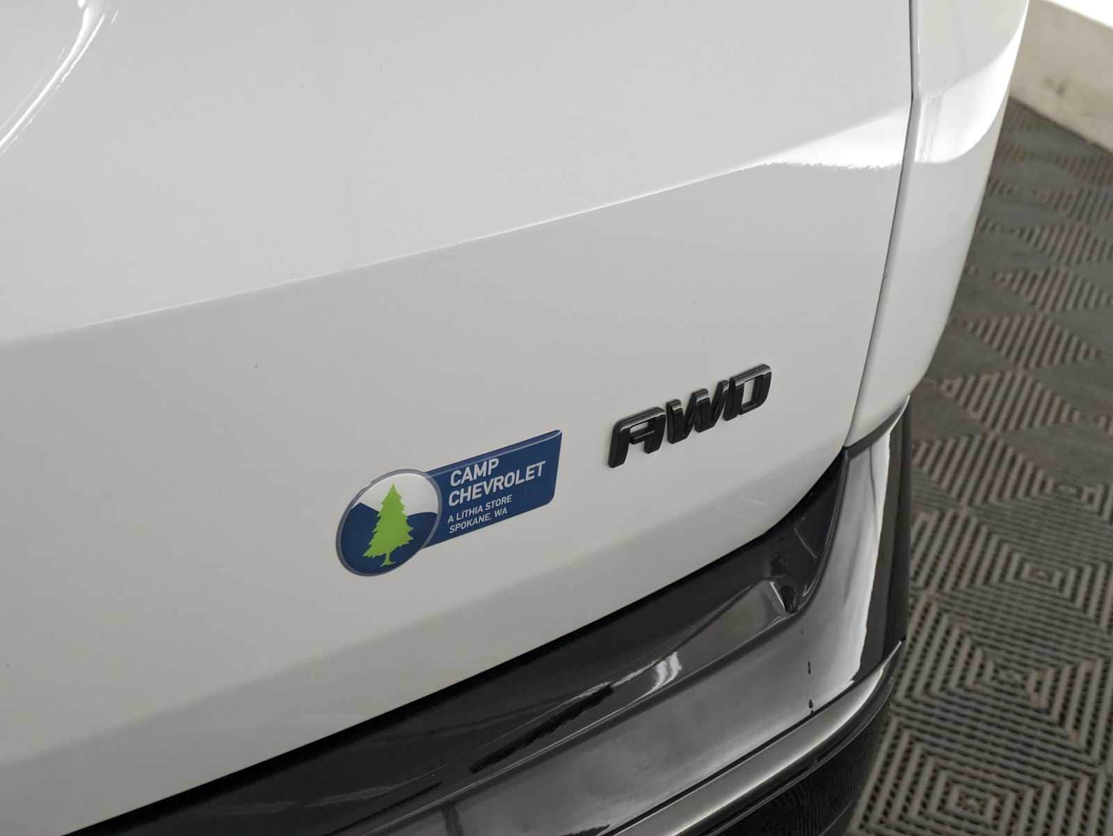 Thumbnail: 2024 Chevrolet Traverse - 13