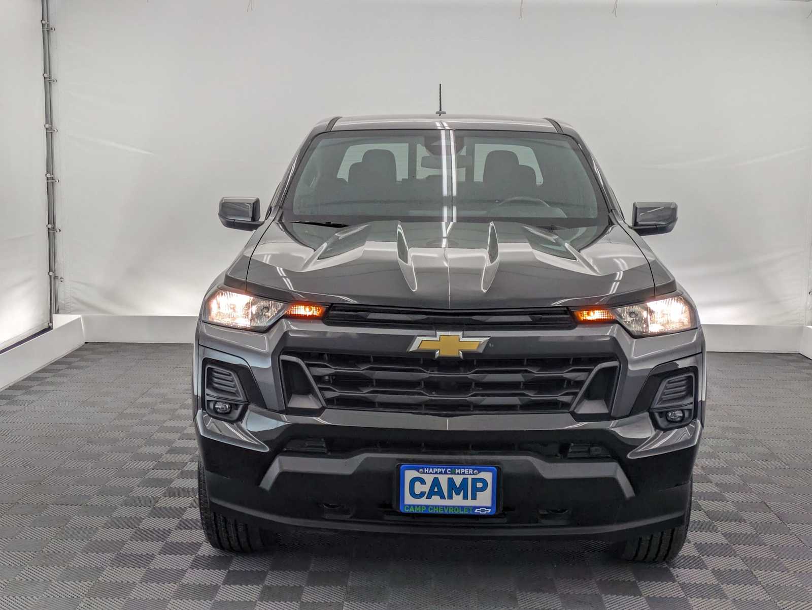 Thumbnail: 2023 Chevrolet Colorado - 9