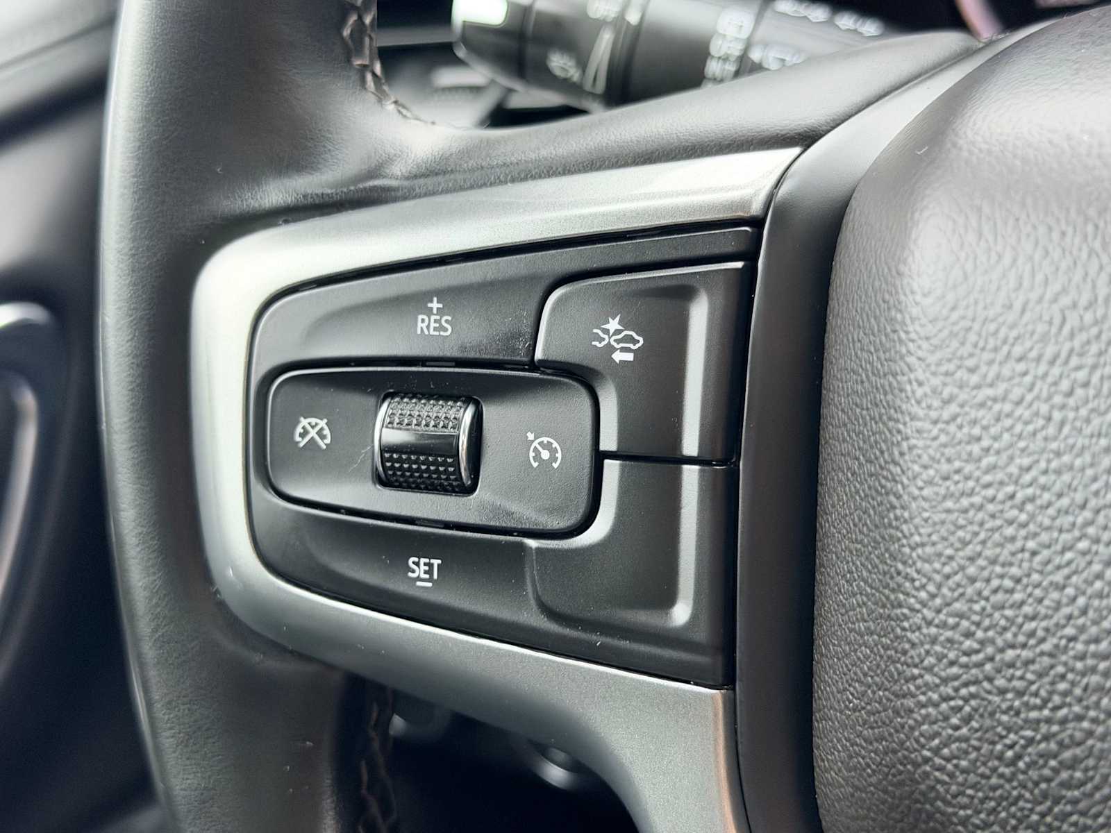 Thumbnail: 2024 Chevrolet Tahoe - 23