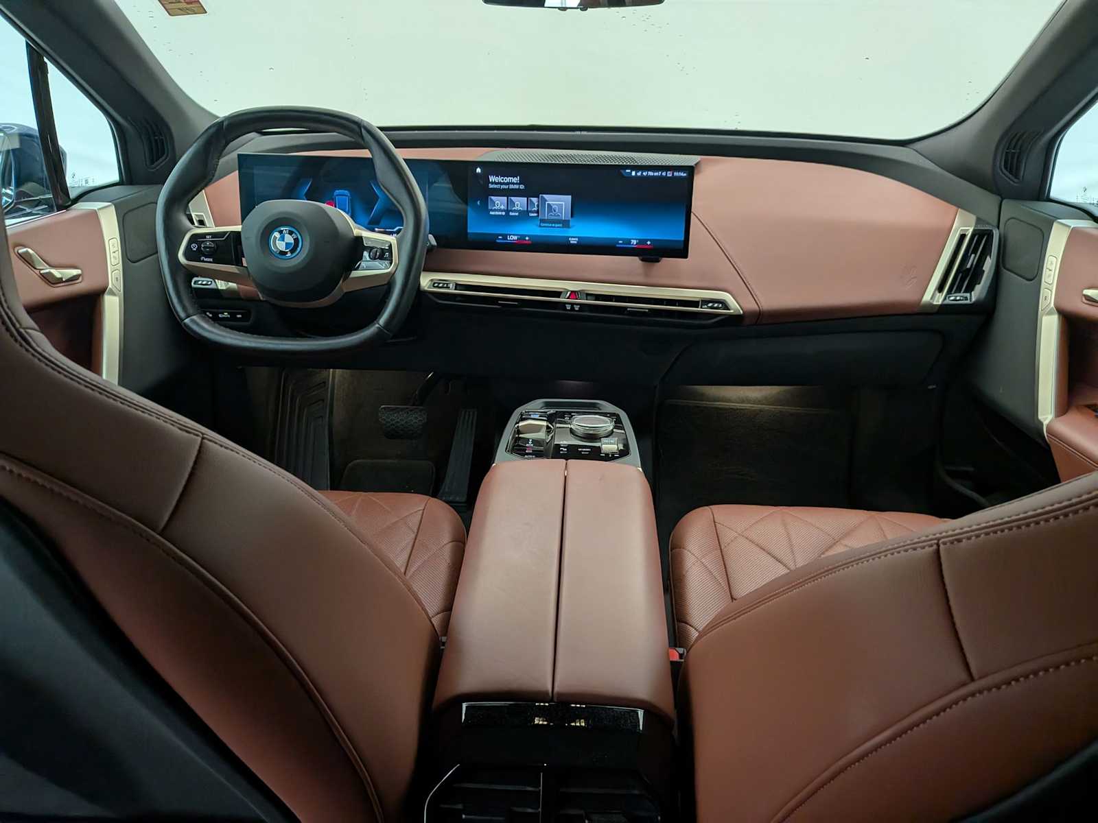 Thumbnail: 2023 BMW iX - 15