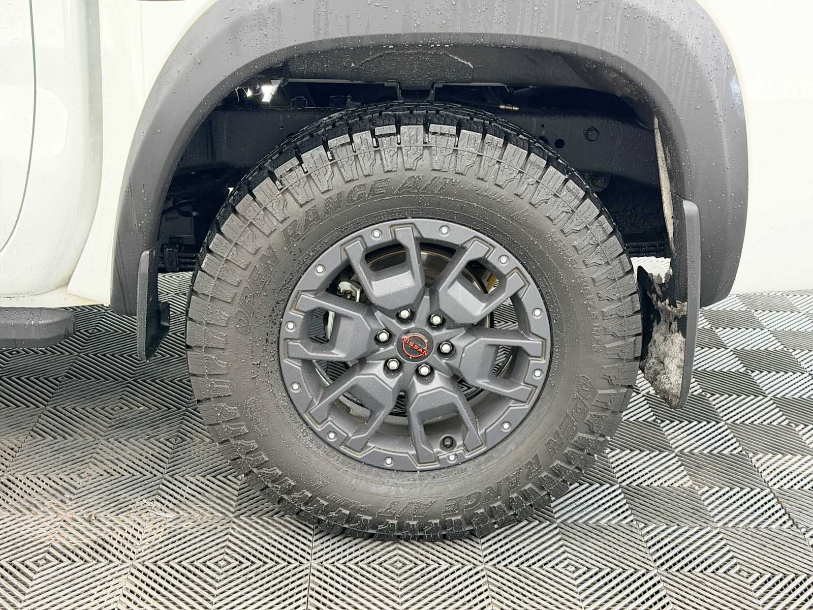 Thumbnail: 2022 Nissan Frontier - 15