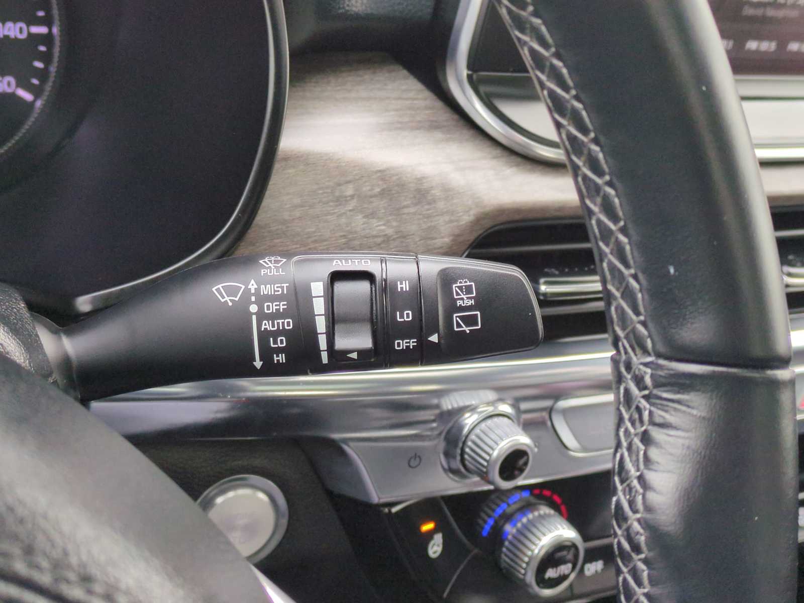 Thumbnail: 2022 Kia Telluride - 25