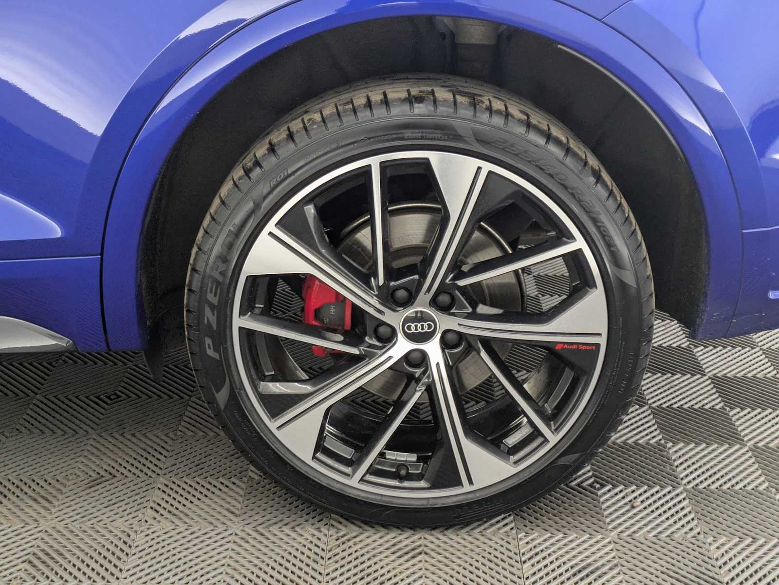2021 Audi SQ5 Premium 13