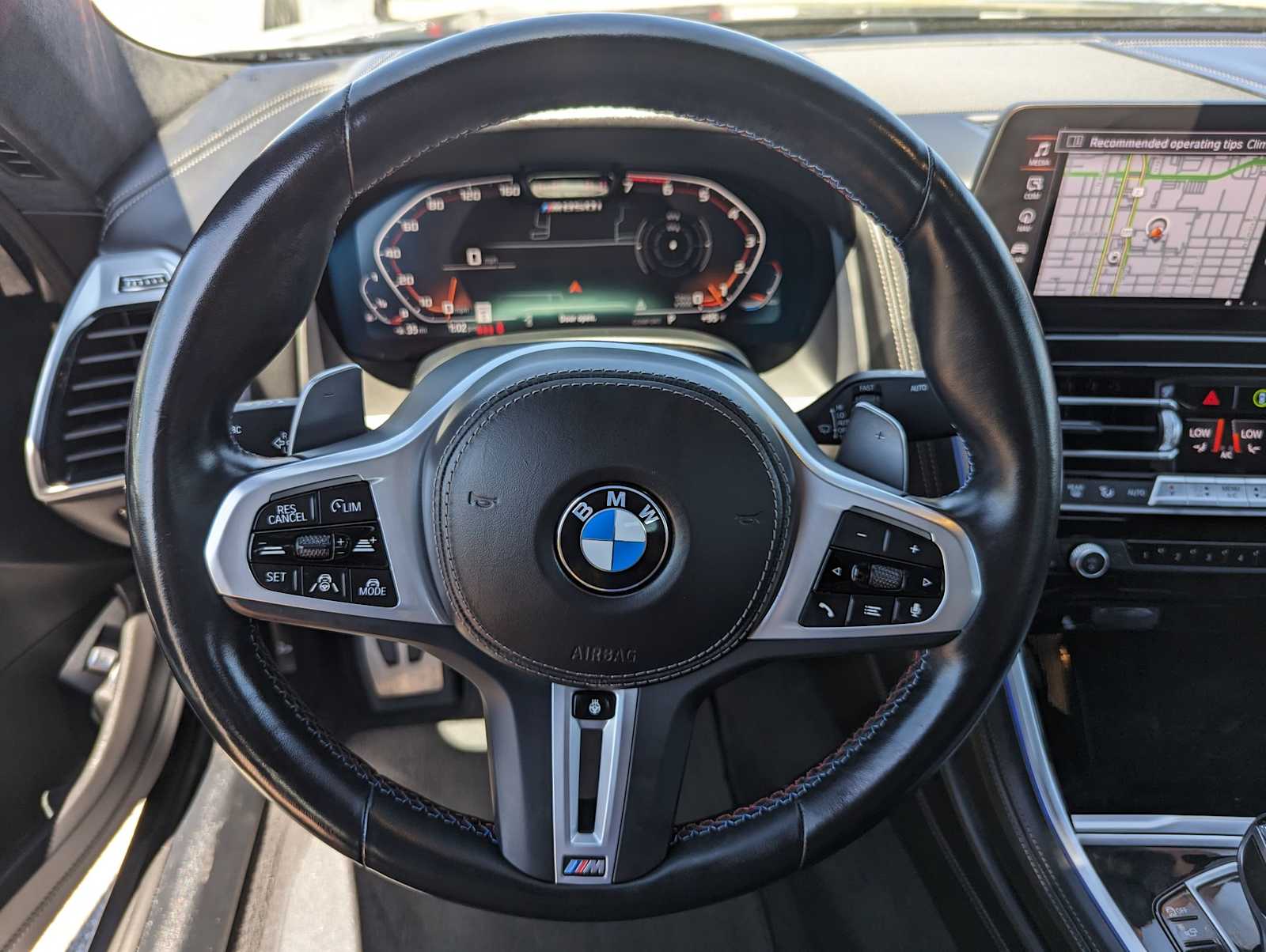Thumbnail: 2023 BMW 8 Series - 23